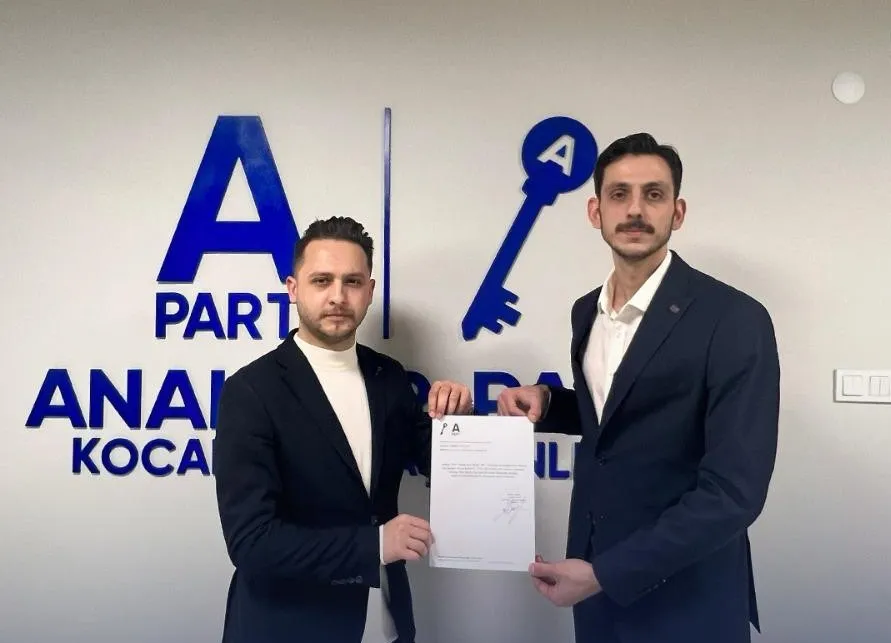 Anahtar Parti Darıca’da Gençlik Kolları Başkanı Barış Kurt oldu