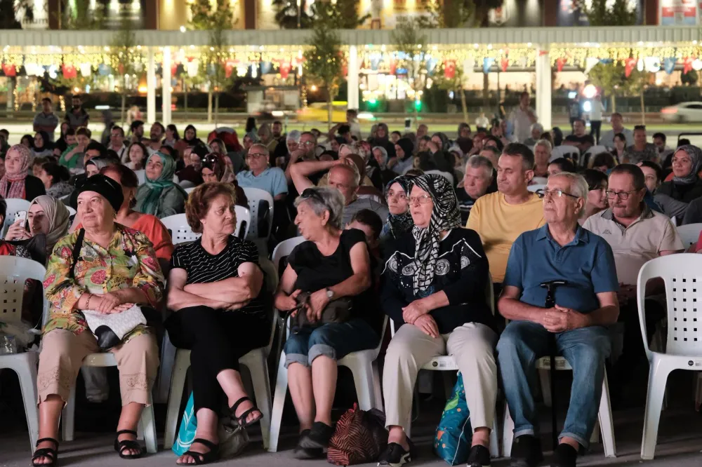 Sinema keyfi Milli İrade Meydanı’nda yaşanıyor