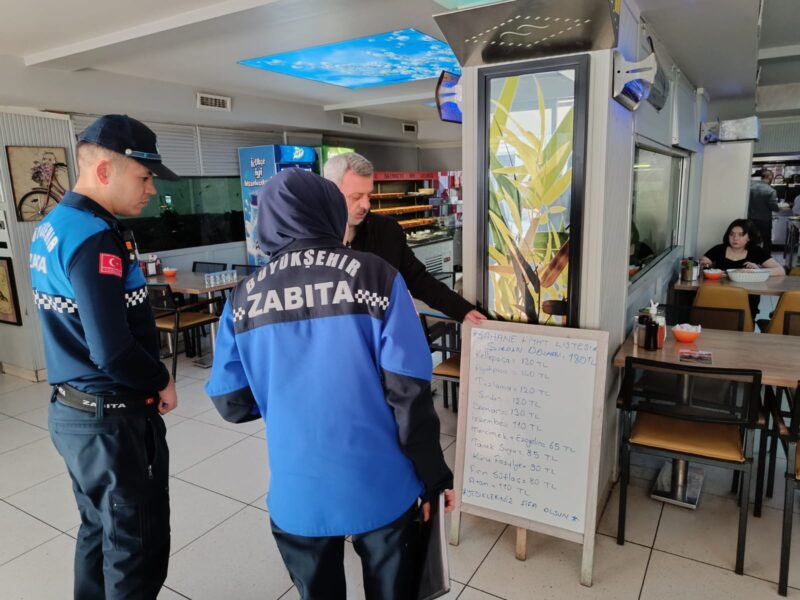 Büyükşehir Zabıtasından 'fiyat listesi' denetimi (4)