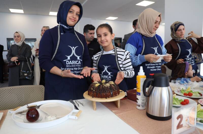 Darıca’da bayat ekmekler lezzete dönüştü (6)